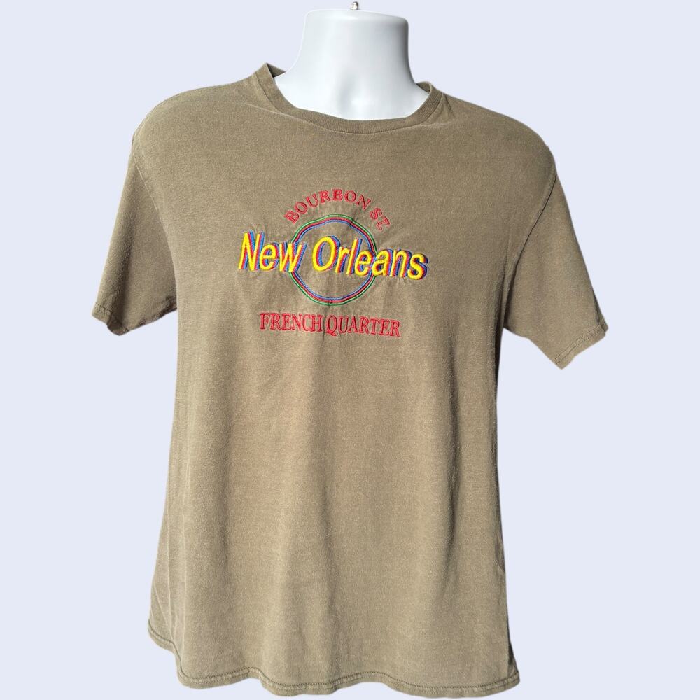 Delta Pro Weight Bourbon St New Orleans Embroidered T-Shirt Green M